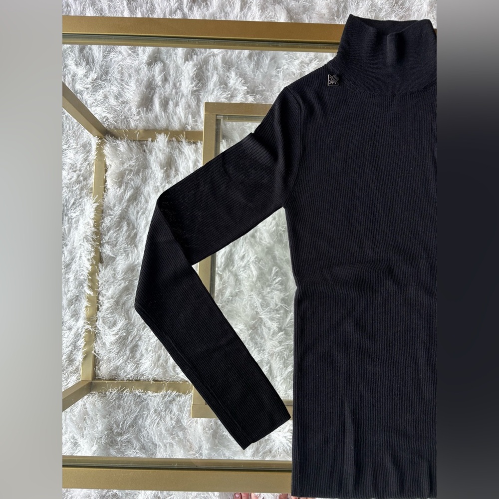 Prada women’s black wool longsleeve turtleneck size 36 small - Picture 6 of 10